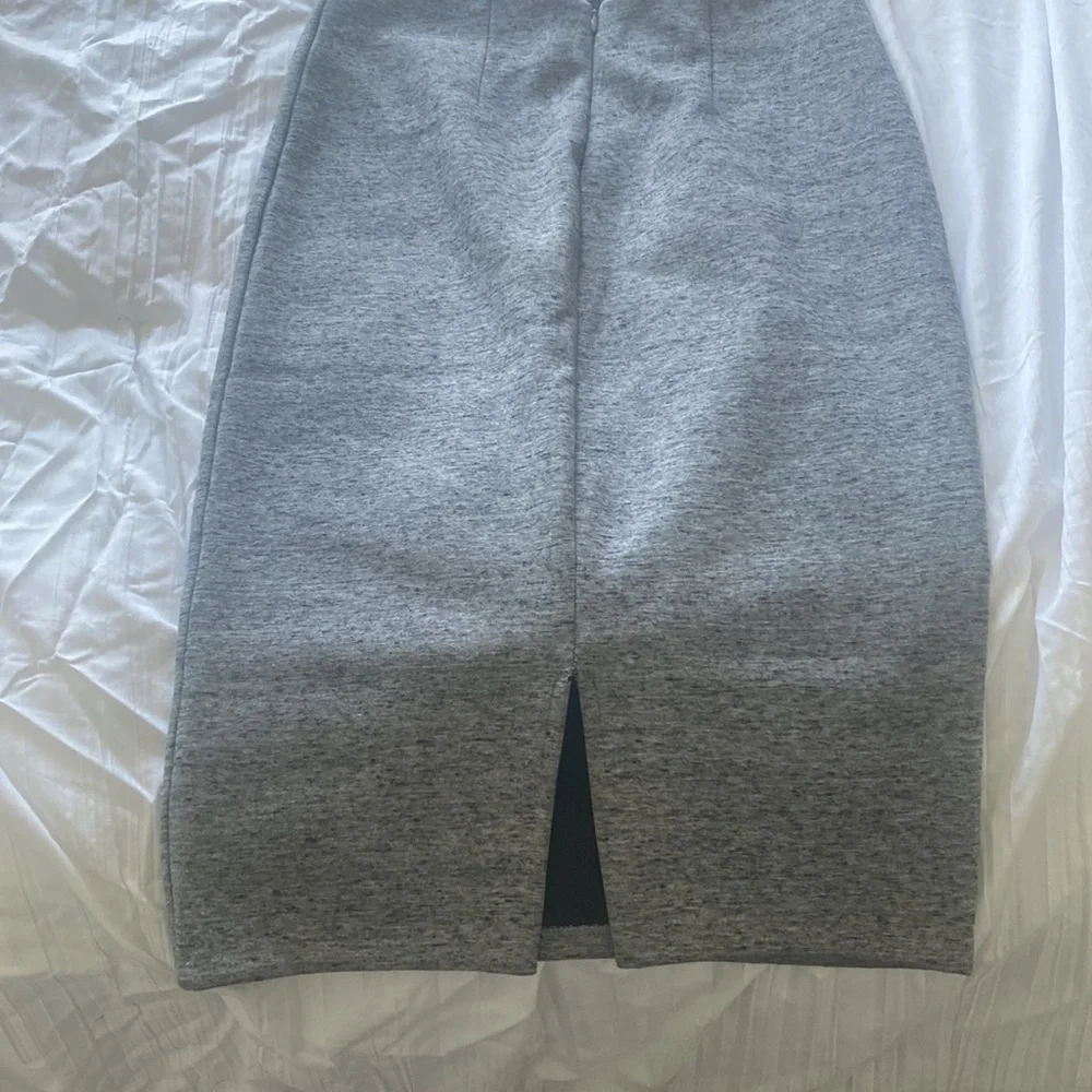 Grey Scuba Fabric Midi Pencil Skirt - Picture 4 of 4